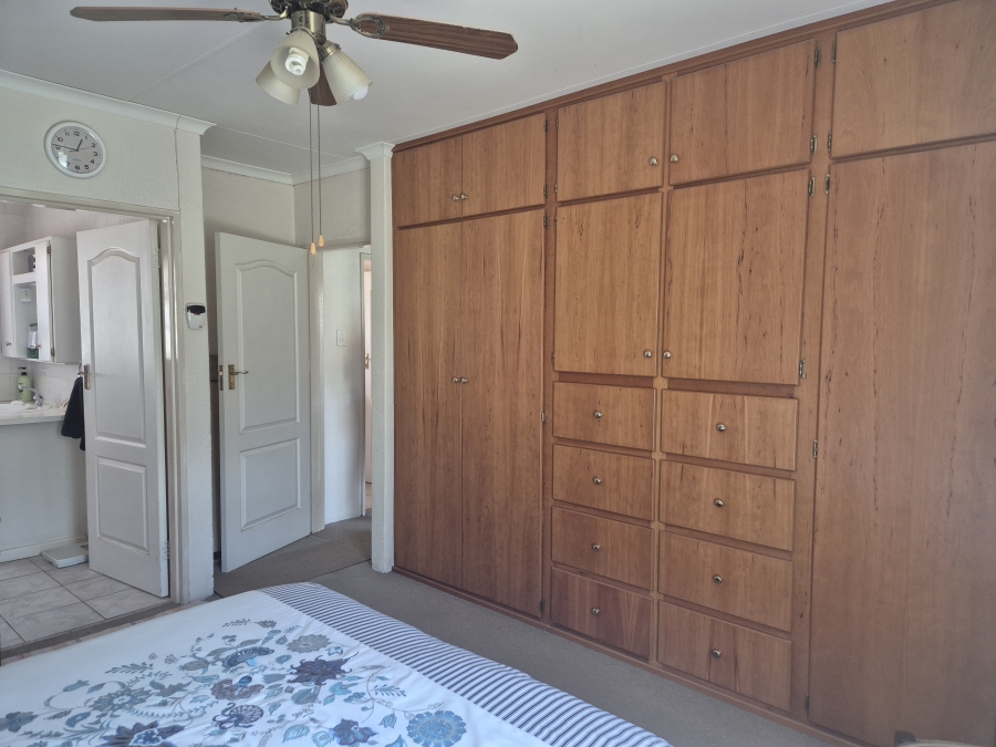 3 Bedroom Property for Sale in La Hoff North West